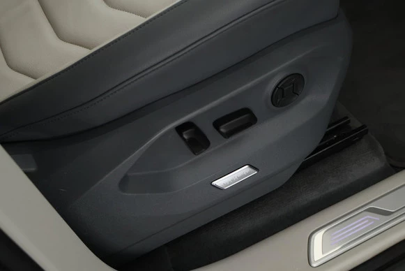 Volkswagen Touareg - Afbeelding 6 van 30