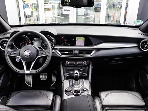 Alfa Romeo Stelvio - Afbeelding 2 van 30