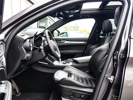 Alfa Romeo Stelvio - Afbeelding 8 van 30