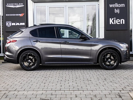 Alfa Romeo Stelvio - Afbeelding 24 van 30