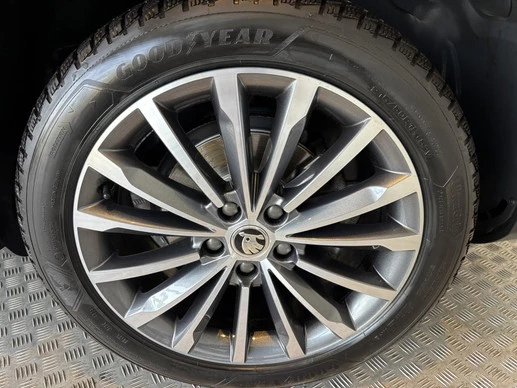 Škoda Karoq - Afbeelding 10 van 30