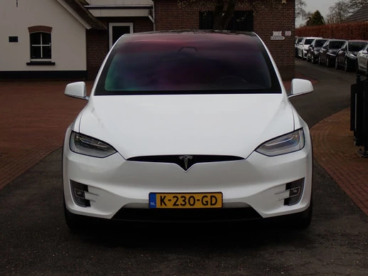 Tesla Model X - Afbeelding 2 van 26