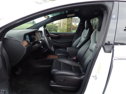 Tesla Model X - Afbeelding 9 van 26