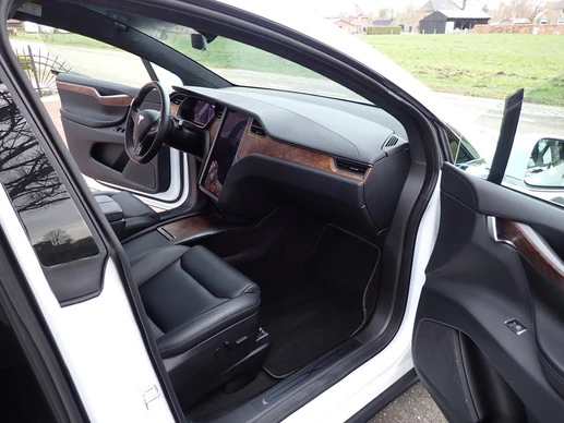 Tesla Model X - Afbeelding 19 van 26