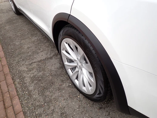 Tesla Model X - Afbeelding 22 van 26