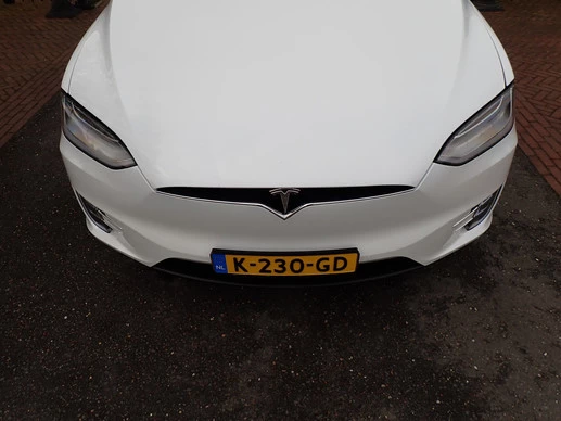 Tesla Model X - Afbeelding 25 van 26