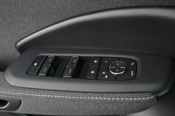 Lexus LBX - Afbeelding 29 van 30