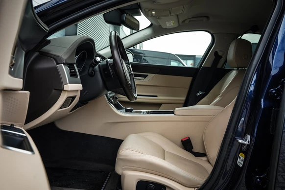 Jaguar XF - Afbeelding 4 van 30