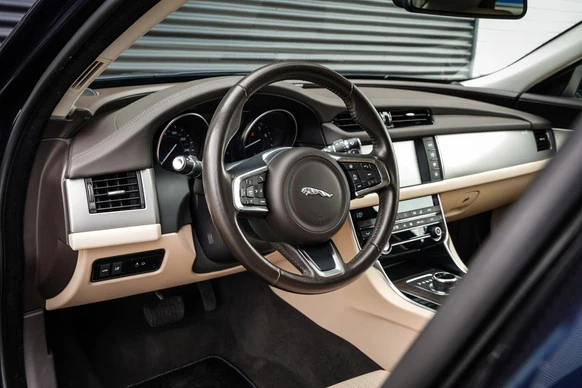 Jaguar XF - Afbeelding 9 van 30
