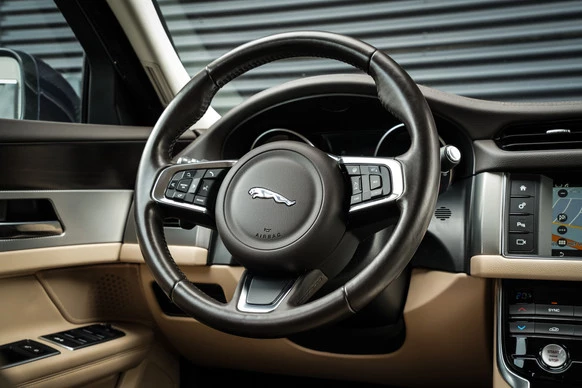 Jaguar XF - Afbeelding 11 van 30