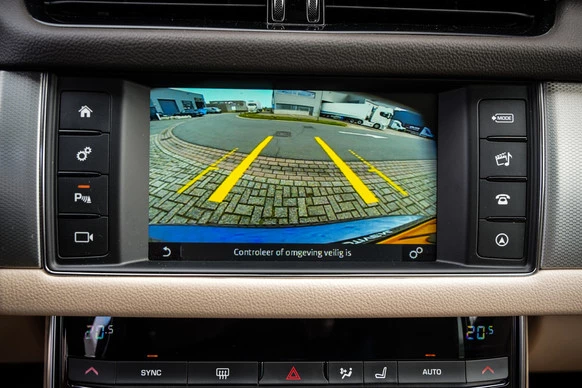 Jaguar XF - Afbeelding 25 van 30