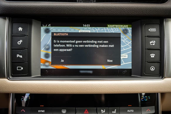 Jaguar XF - Afbeelding 27 van 30