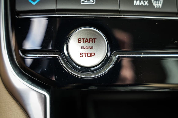 Jaguar XF - Afbeelding 28 van 30