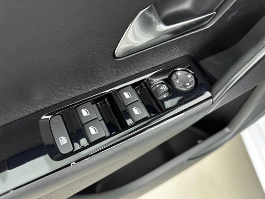 Lancia Ypsilon - Afbeelding 22 van 24