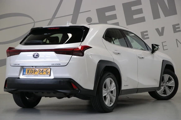 Lexus UX - Afbeelding 13 van 29