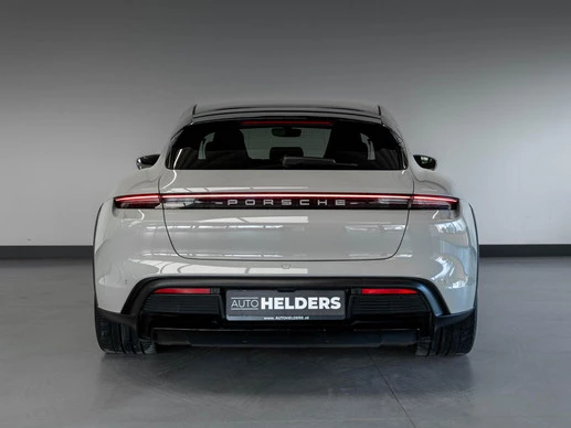 Porsche Taycan - Afbeelding 7 van 30