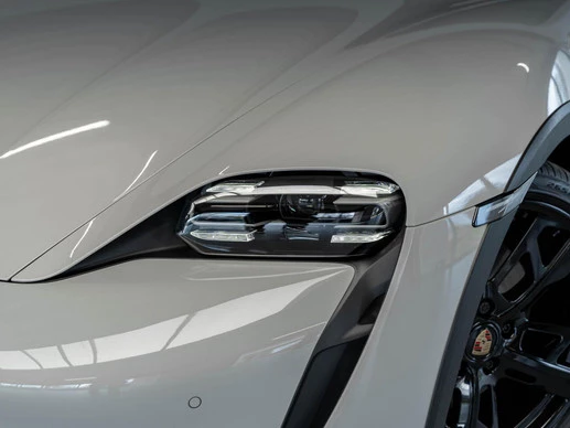 Porsche Taycan - Afbeelding 8 van 30