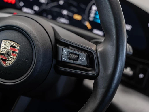 Porsche Taycan - Afbeelding 14 van 30