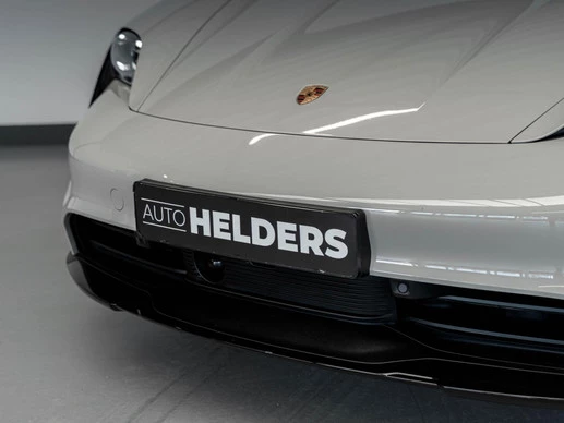 Porsche Taycan - Afbeelding 25 van 30