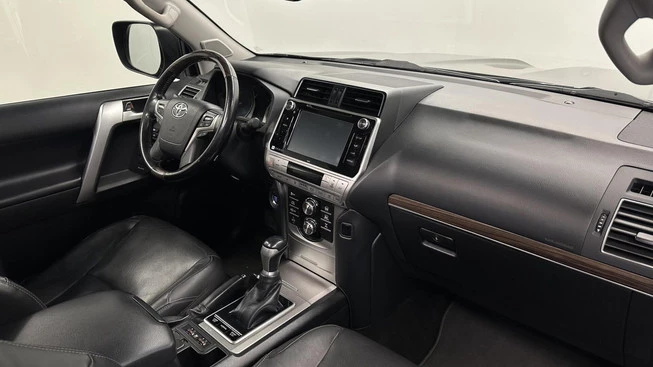 Toyota Land Cruiser - Afbeelding 17 van 30