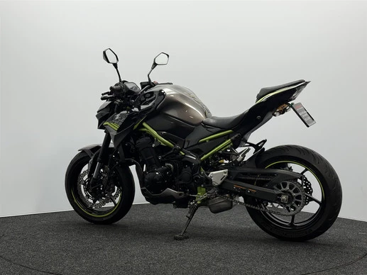 Kawasaki Z900 - Afbeelding 10 van 15