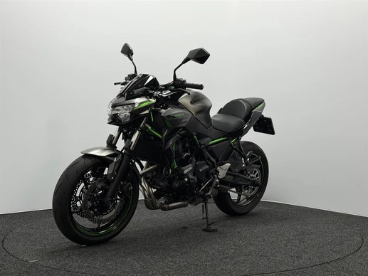 Kawasaki Z650 - Afbeelding 7 van 18