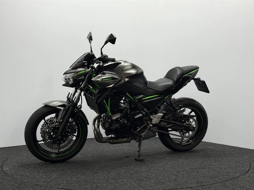 Kawasaki Z650 - Afbeelding 8 van 18