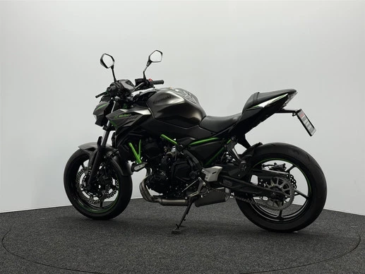 Kawasaki Z650 - Afbeelding 10 van 18