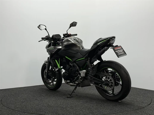 Kawasaki Z650 - Afbeelding 11 van 18