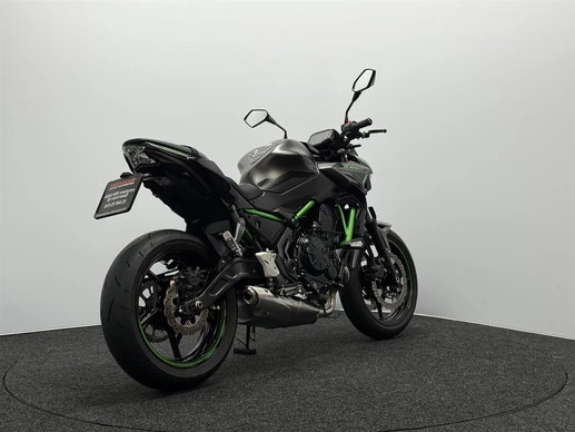 Kawasaki Z650 - Afbeelding 15 van 18