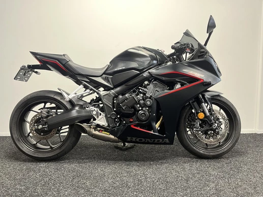 Honda CBR 650 - Afbeelding 1 van 21