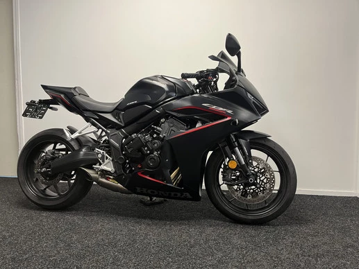 Honda CBR 650 - Afbeelding 4 van 21