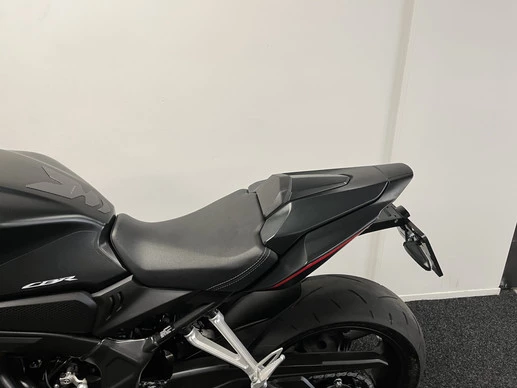 Honda CBR 650 - Afbeelding 18 van 21