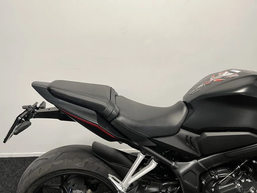 Honda CBR 650 - Afbeelding 10 van 22