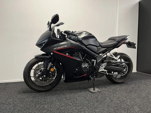 Honda CBR 650 - Afbeelding 15 van 22