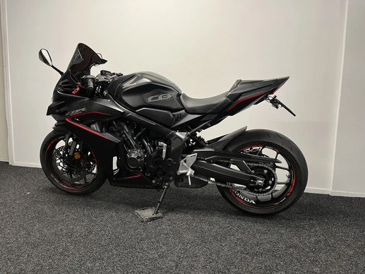 Honda CBR 650 - Afbeelding 14 van 22
