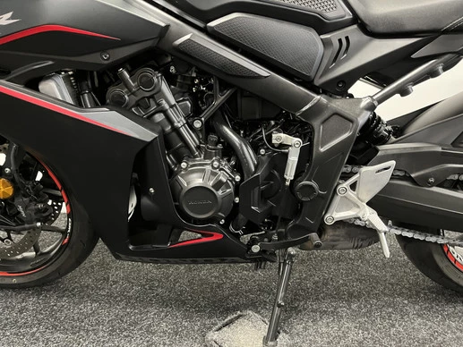 Honda CBR 650 - Afbeelding 17 van 22