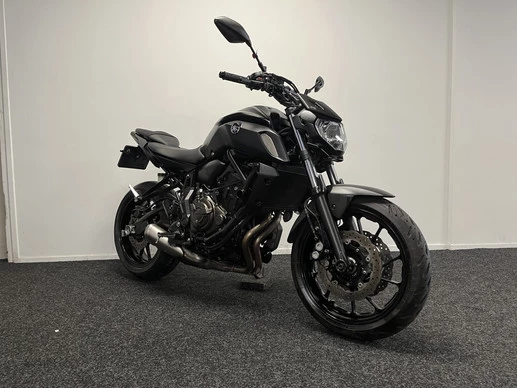 Yamaha MT 07 - Afbeelding 12 van 22