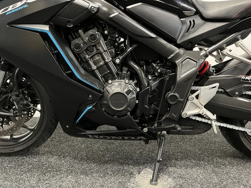Honda CBR 650 - Afbeelding 17 van 22