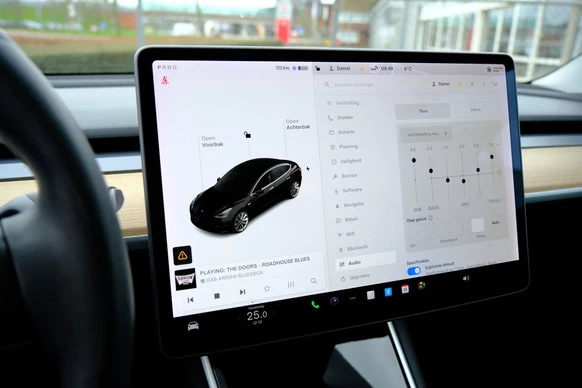 Tesla Model 3 - Afbeelding 20 van 30