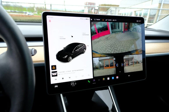 Tesla Model 3 - Afbeelding 24 van 30