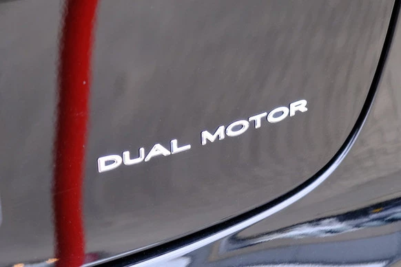 Tesla Model 3 - Afbeelding 28 van 30