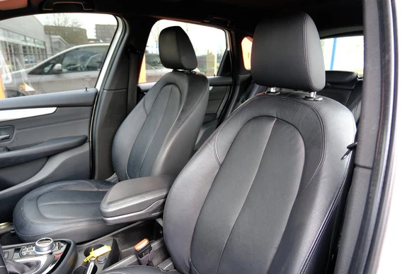 BMW 2 Serie - Afbeelding 25 van 30