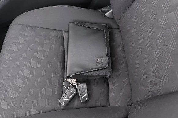 Mazda 2 Hybrid - Afbeelding 28 van 29