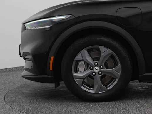 Ford Mustang Mach-E - Afbeelding 22 van 30