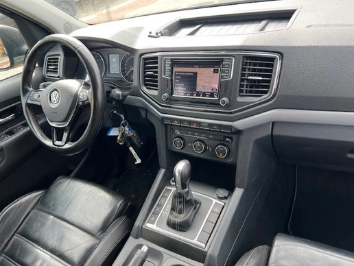 Volkswagen Amarok - Afbeelding 8 van 19