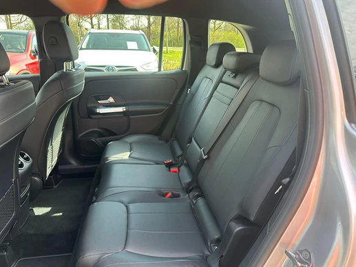 Mercedes-Benz 200-klasse - Afbeelding 12 van 30