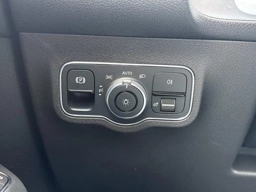 Mercedes-Benz 200-klasse - Afbeelding 27 van 30