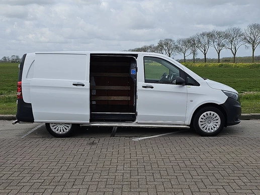 Mercedes-Benz Vito - Afbeelding 13 van 17