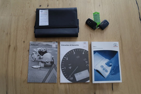 Toyota Prius - Afbeelding 24 van 30